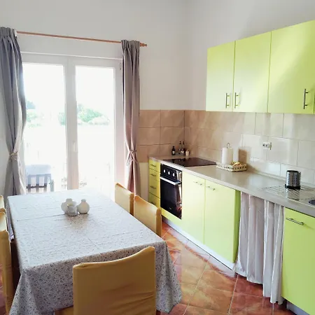 Anzotika Apartment