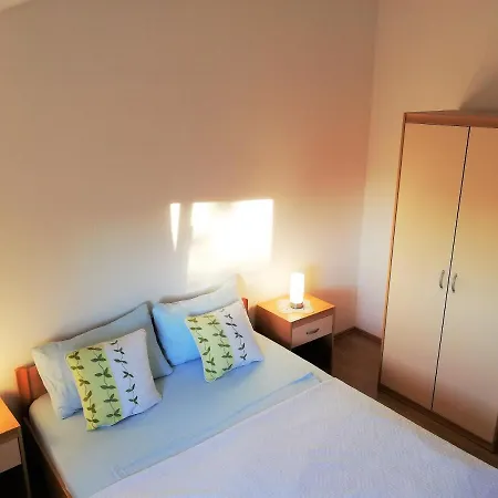 Apartment Anzotika Nin